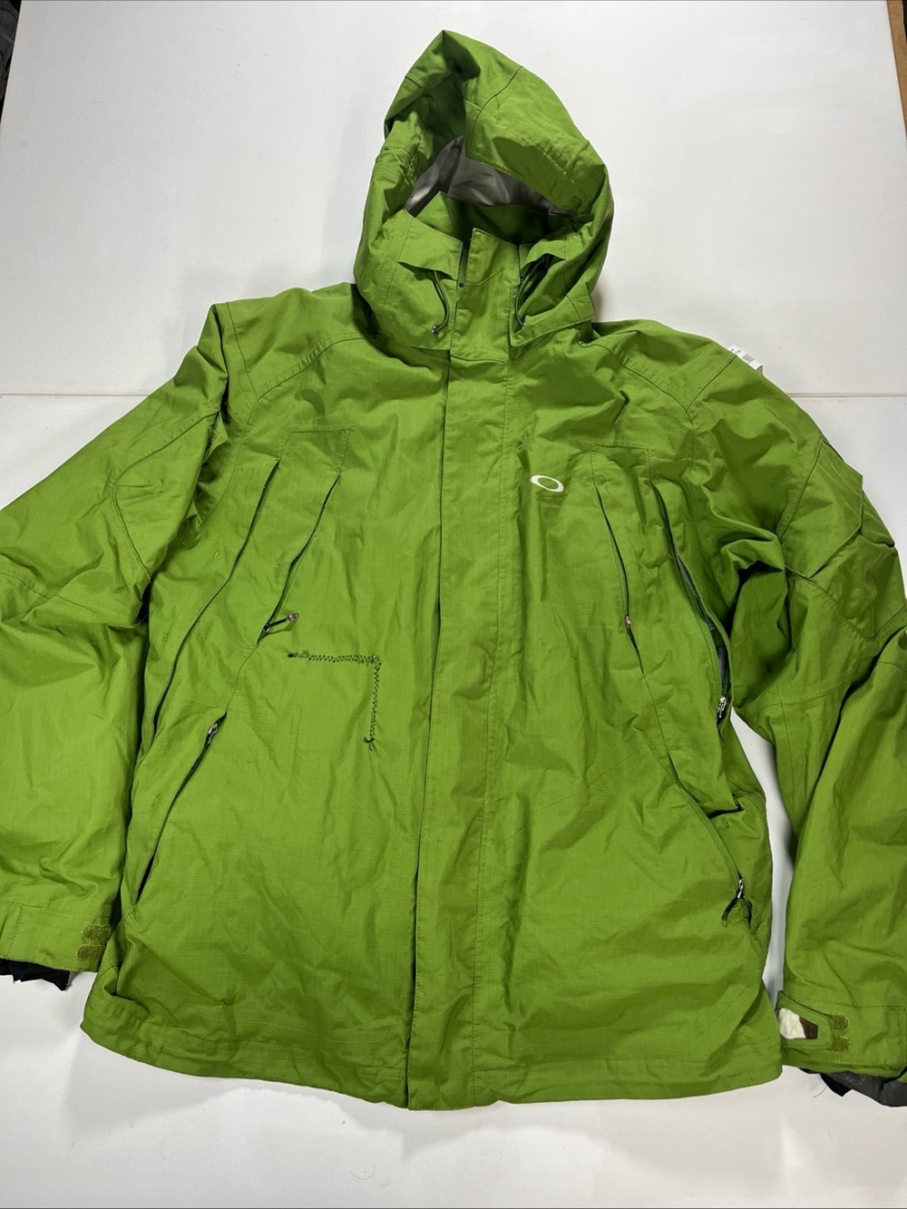 Vintage Oakley Technical Jacket Ski Snowboarding Hooded Green Men’s Large